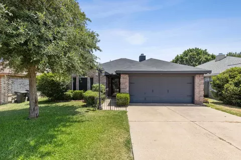6217 Stockton Dr, Fort Worth, TX 76132