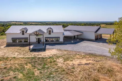 947 Everheart Rd, Bells, TX 75414