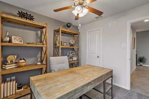 536 Bronze Cir E, Springtown, TX 76082 photo 16