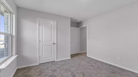 520 Bronze Cir E, Springtown, TX 76082 photo 23