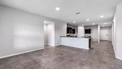 520 Bronze Cir E, Springtown, TX 76082 photo 7