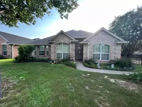 17556 Country Club Dr, Kemp, TX 75143