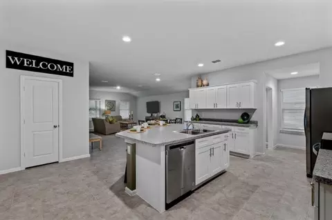 604 Bronze Cir E, Springtown, TX 76082 photo 8