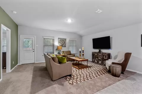 604 Bronze Cir E, Springtown, TX 76082 photo 13