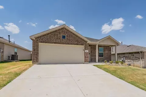 8428 Fawn Creek Dr, Fort Worth, TX 76123