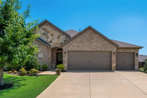 3025 Maverick Dr, Heath, TX 75126
