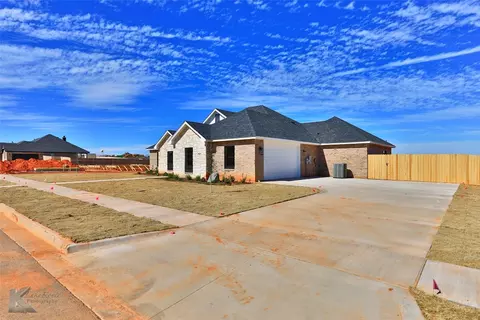 208 Beechcraft Rd, Abilene, TX 79602 photo 2