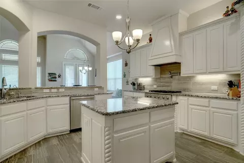 341 Tenison Trl, Trophy Club, TX 76262