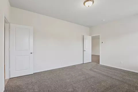 541 Bronze Cir E, Springtown, TX 76082 photo 17