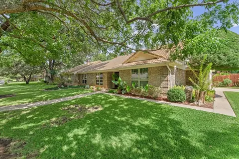 508 Raven Ct, Colleyville, TX 76034