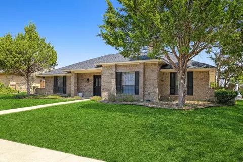 1407 Woodoak Dr, Richardson, TX 75082