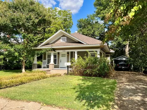 506 N Catherine St, Terrell, TX 75160