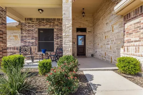 203 Mckittrick Ln, Godley, TX 76044
