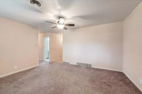 711 Simmons Dr, Euless, TX 76040 photo 11