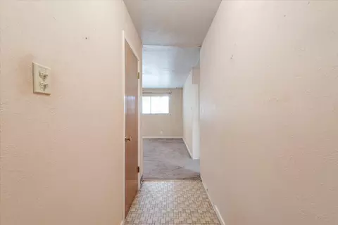711 Simmons Dr, Euless, TX 76040 photo 9