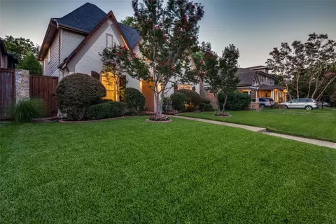 5829 Llano Ave, Dallas, TX 75206