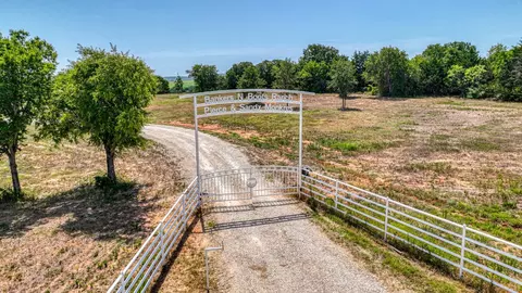 4804 Fm 2382, Saint Jo, TX 76265