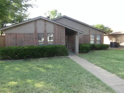 10946 Mccree Rd, Dallas, TX 75238