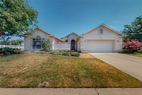 10813 Balentine St, Denton, TX 76207