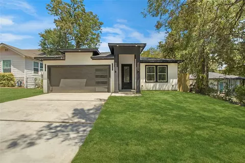 1561 Iowa Ave, Dallas, TX 75216