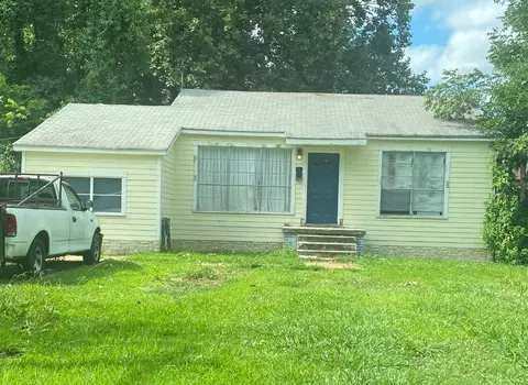 2525 Broadway Dr, Bossier City, LA 71111