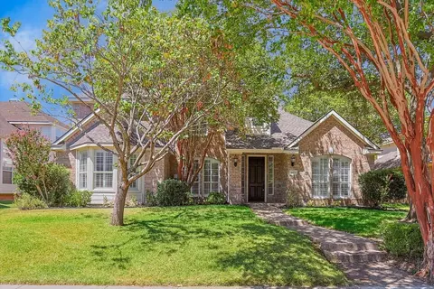3873 Elgin Dr, Plano, TX 75025