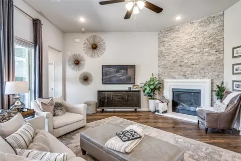 920 Coralberry Dr, Northlake, TX 76226