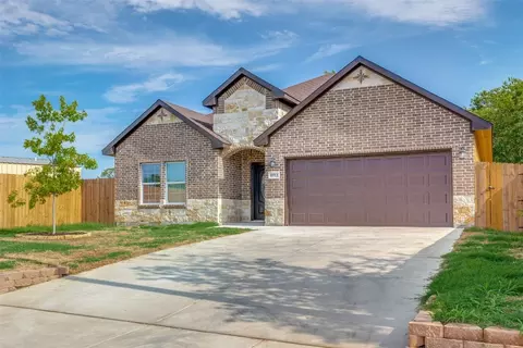1513 E Morningside Dr, Fort Worth, TX 76104
