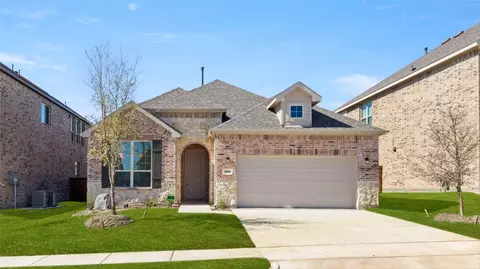 3806 Cherry Hills Dr, Sherman, TX 75090