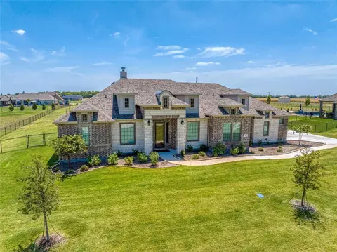 94 Daniel Dr, Van Alstyne, TX 75495