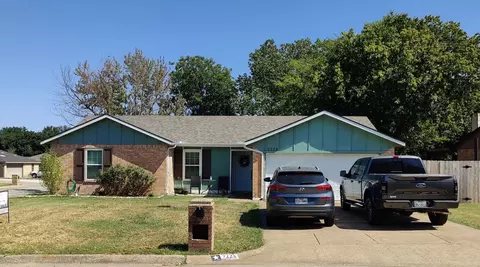 7228 Hanging Cliff Pl, North Richland Hills, TX 76182