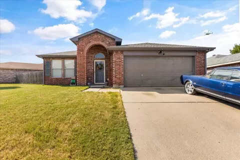803 Langford Dr, Arlington, TX 76018