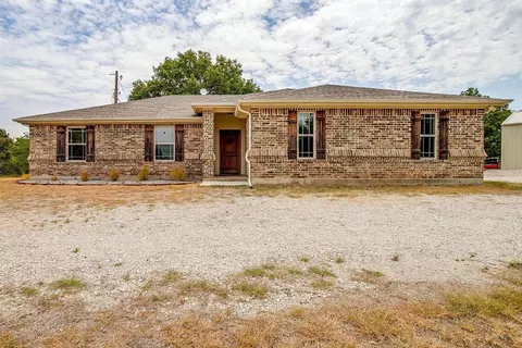 1932 Reynolds Dr, Azle, TX 76020