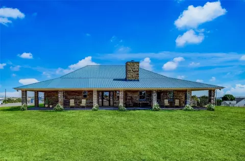 177 Saddleback Rd, Rhome, TX 76078