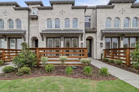 1138 Morgan Dr, Sherman, TX 75090