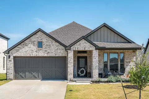 520 Crystal Clear Ln, Princeton, TX 75407