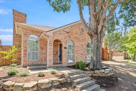 1318 Overlook Dr, Lewisville, TX 75067