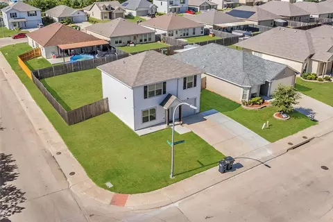 1444 Montoya Ln, Fort Worth, TX 76119