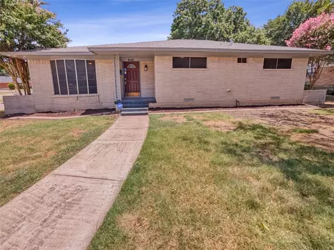840 Misty Glen Dr, Desoto, TX 75115