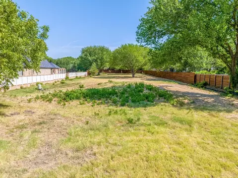 400 Black Dr, Colleyville, TX 76034