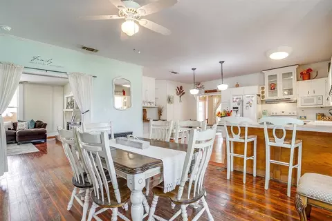 304 E Main St, Itasca, TX 76055 photo 9