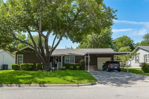 5128 Stephanie Dr, Haltom City, TX 76117