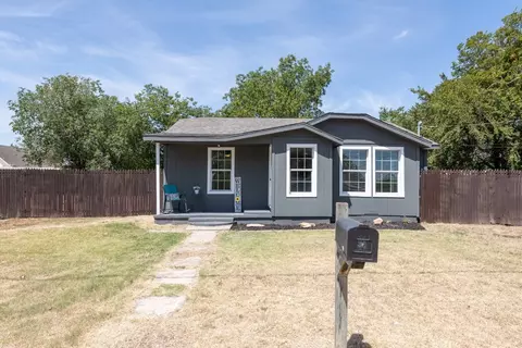 415 N Hancock, Henrietta, TX 76365