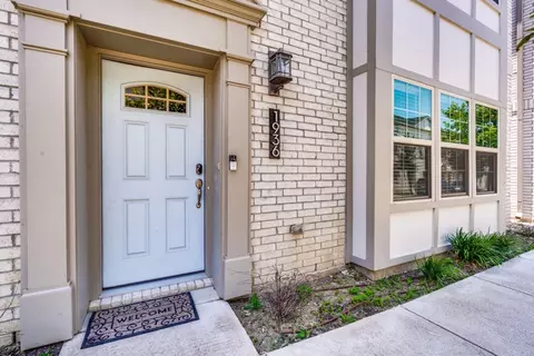 1936 Bel Air Dr, Arlington, TX 76010