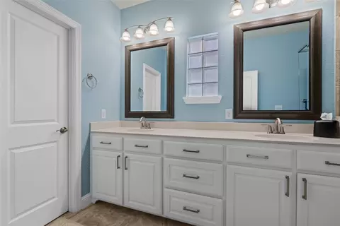 726 E Main St, Coppell, TX 75019 photo 17