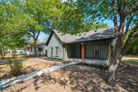 317 S Main St, Cedar Hill, TX 75104