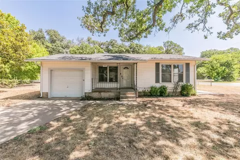 1225 E Bankhead Dr, Weatherford, TX 76086