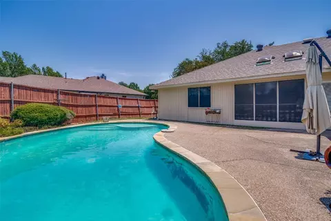 1919 Cheshire Creek Pl, Mesquite, TX 75181
