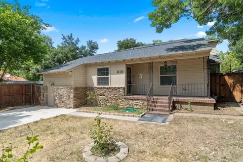 810 Cherrywood Ct, Irving, TX 75060