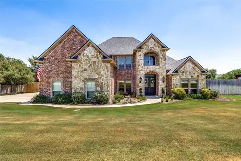 7164 Hinton Dr, Mansfield, TX 76063